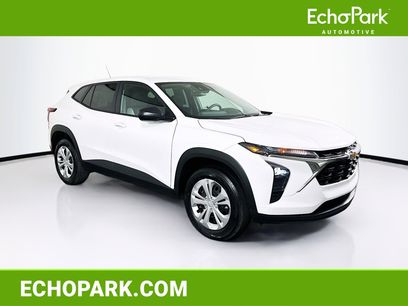 Used 2025 Chevrolet Trax LS