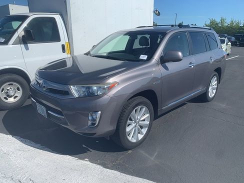 Used 2013 Toyota Highlander Limited AWD/4WD image 1