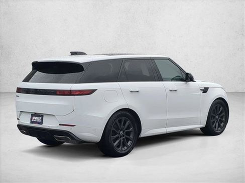 Used 2024 Land Rover Range Rover Sport Dynamic SE AWD/4WD image 5