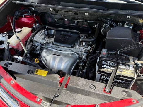 Used 2015 Toyota RAV4 LE FWD image 6