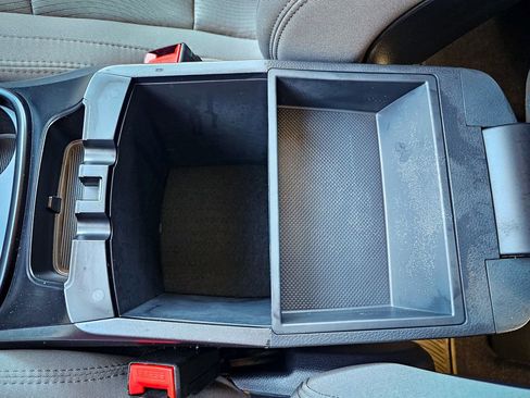 Used 2017 Hyundai Santa Fe Sport image 25