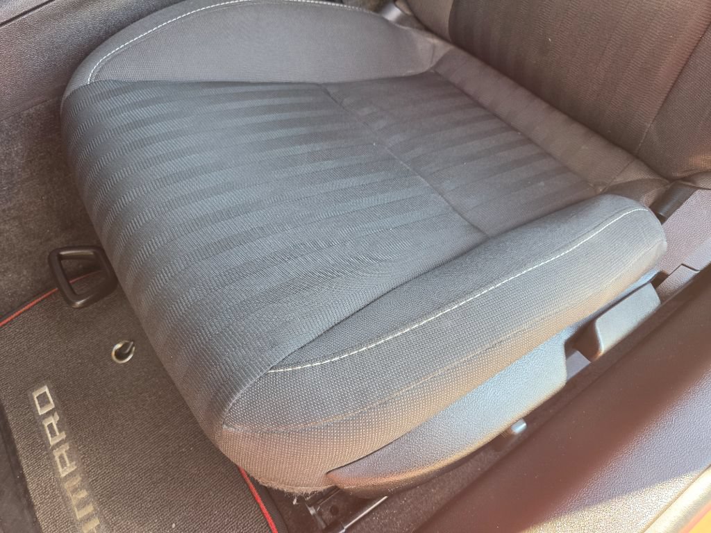 Used 2013 Chevrolet Camaro LS RWD image 18