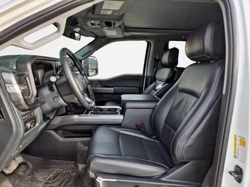 Used 2024 Ford F250 Lariat w/ Lariat Ultimate Package AWD/4WD image 11