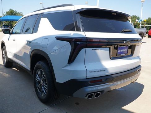 New 2026 Chevrolet Traverse LT w/ Driver Confidence Package image 10