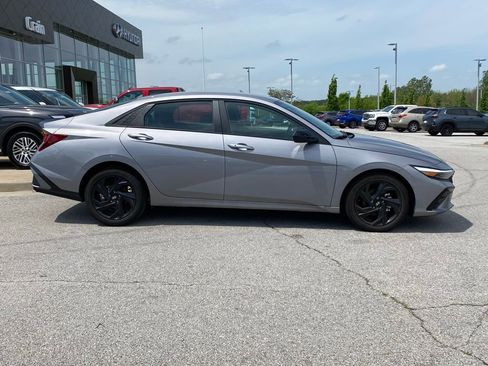 New 2026 Hyundai Elantra Sport FWD image 5