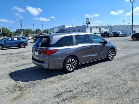 Used 2025 Honda Odyssey EX-L image 17