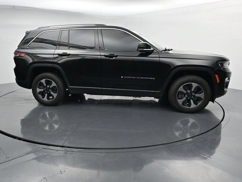 Used 2024 Jeep Grand Cherokee Limited 4xe AWD/4WD image 9