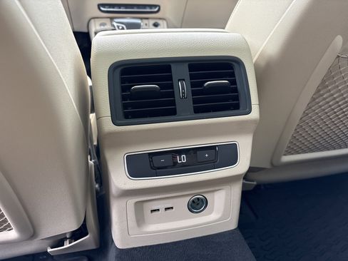 Used 2021 Audi Q5 Premium Plus w/ Premium Plus Package image 23