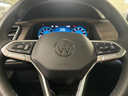 New 2025 Volkswagen Atlas SEL Premium R-Line image 22