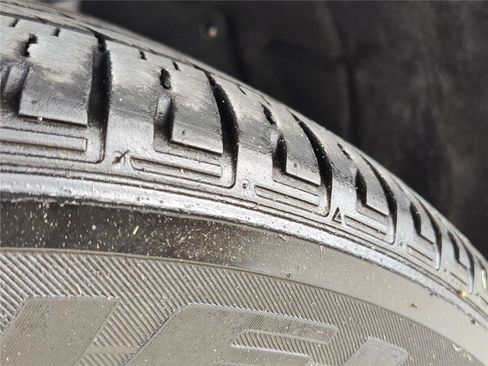 Used 2024 Jeep Grand Cherokee Altitude AWD/4WD image 13