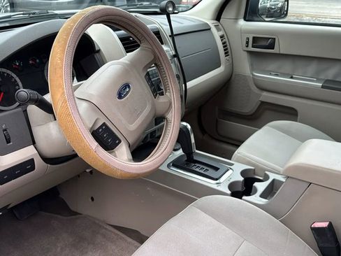 Used 2010 Ford Escape 2WD Hybrid image 9