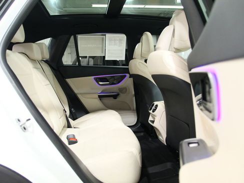 Certified 2026 Mercedes-Benz GLC 300 4MATIC image 26