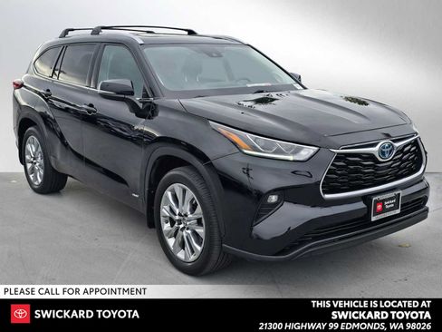 Used 2023 Toyota Highlander Limited AWD/4WD image 1
