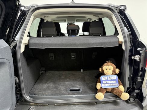 Used 2020 Ford EcoSport SE w/ SE Convenience Package image 9