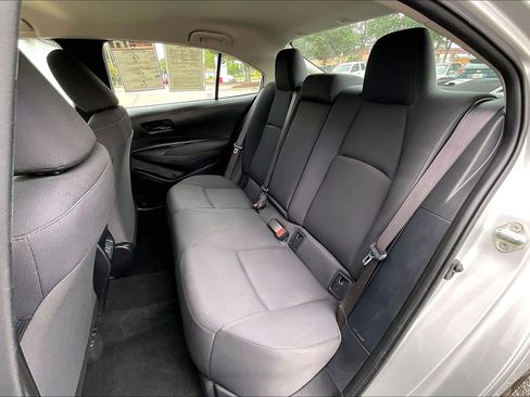 Used 2024 Toyota Corolla LE FWD image 30