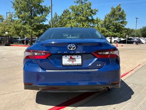 Used 2023 Toyota Camry LE FWD image 7
