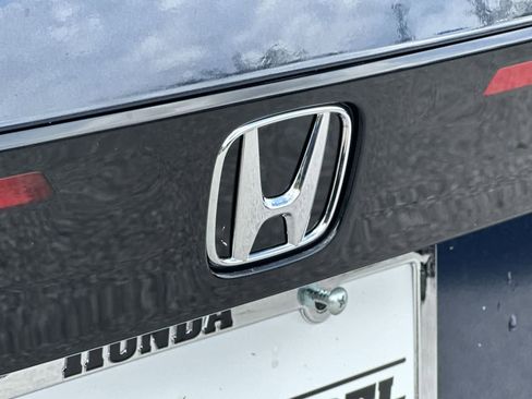 Used 2025 Honda Accord SE image 9