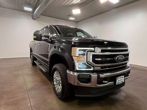 Used 2020 Ford F350 Lariat w/ Lariat Ultimate Package image 31