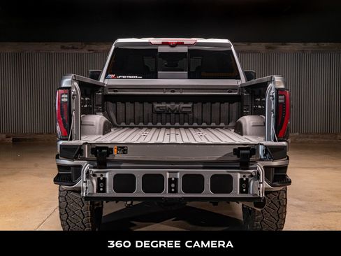 Used 2026 GMC Sierra 2500 AT4 w/ AT4 Premium Plus Package AWD/4WD image 9