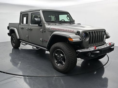 Used 2021 Jeep Gladiator Rubicon AWD/4WD image 2