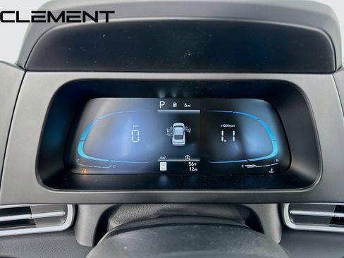 Certified 2026 Hyundai Elantra SE FWD image 18