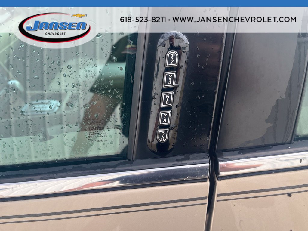 Used 2007 Ford Five Hundred SEL FWD image 9