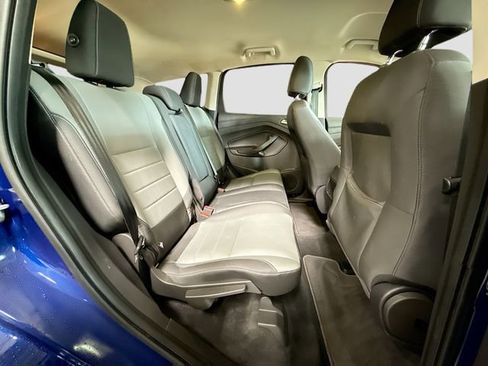 Used 2016 Ford Escape SE image 25