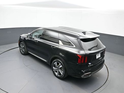 Certified 2023 Kia Sorento EX image 41
