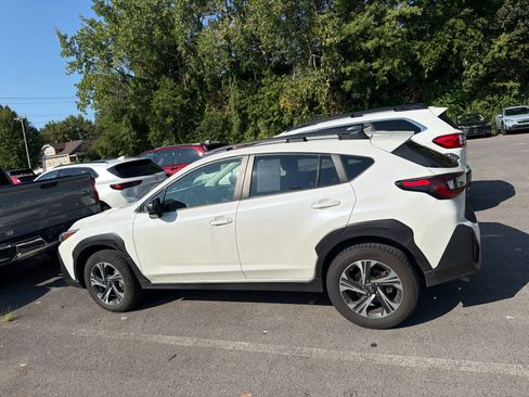 Used 2024 Subaru Crosstrek 2.0i Premium AWD/4WD image 27