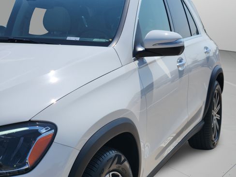 Used 2024 Mercedes-Benz GLE 450 4MATIC image 38