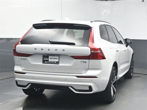 Certified 2025 Volvo XC60 T8 Ultra w/ Protection Package Premier image 7