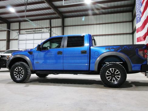 Used 2013 Ford F150 Raptor w/ Luxury Equipment Group image 6
