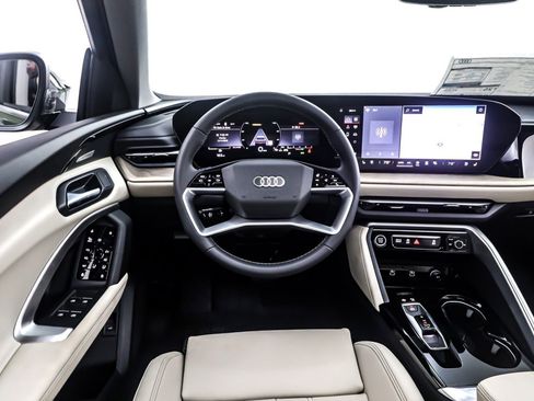 New 2025 Audi Q5 Premium Plus image 4