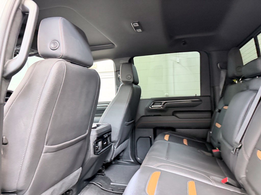 Used 2024 GMC Sierra 2500 AT4 w/ AT4 Premium Plus Package AWD/4WD image 24