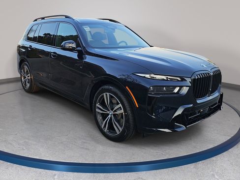 New 2026 BMW X7 xDrive40i w/ M Sport Package image 3