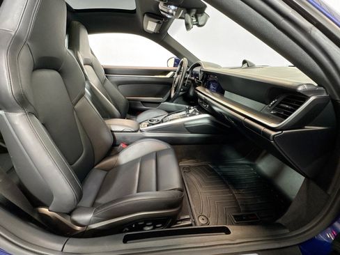 Used 2020 Porsche 911 Carrera 4S image 26