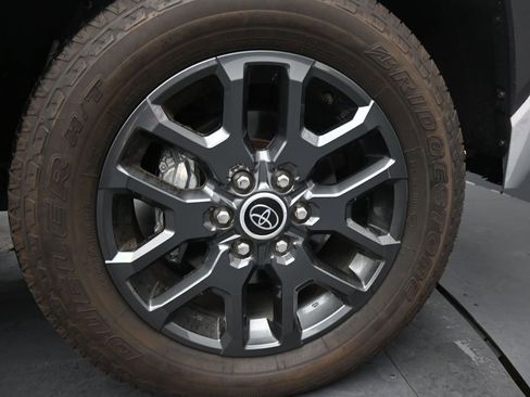 Used 2023 Toyota Tundra SR5 AWD/4WD image 11