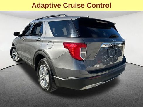 Certified 2022 Ford Explorer XLT w/ Equipment Group 202A image 11