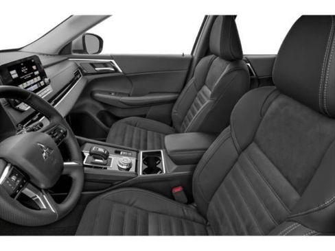 Used 2023 Mitsubishi Outlander SE AWD/4WD image 9