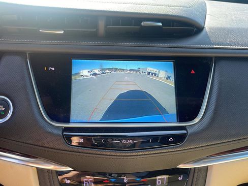Used 2019 Cadillac XT5 Luxury image 18