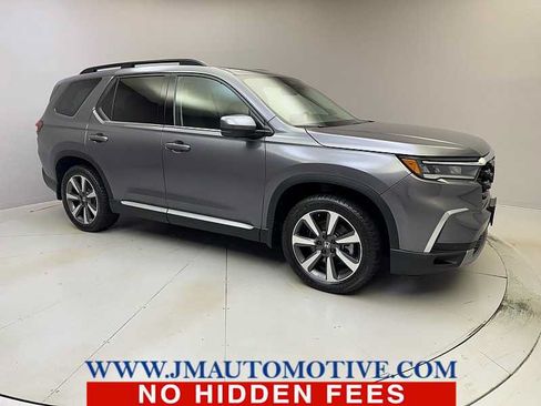 Used 2024 Honda Pilot Elite image 7
