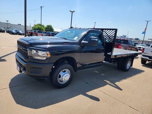 New 2024 RAM 3500 Tradesman image 3