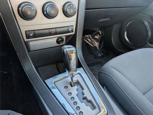 Used 2010 Dodge Avenger Express image 14