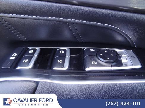 Used 2023 Kia Sorento SX AWD/4WD image 19