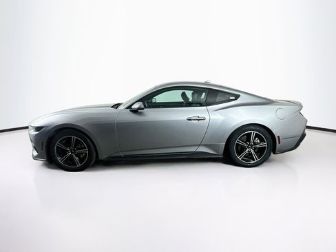 Used 2025 Ford Mustang Premium RWD image 4