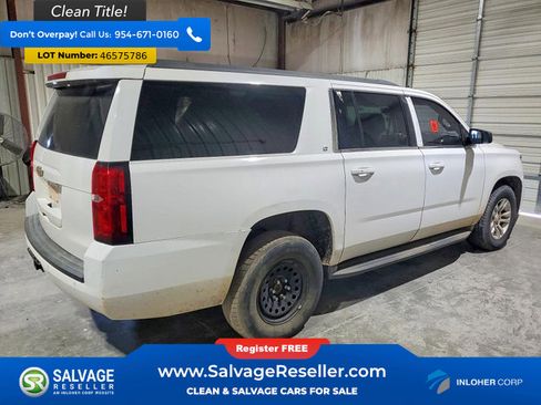 Used 2015 Chevrolet Suburban LT w/ Luxury Package image 4