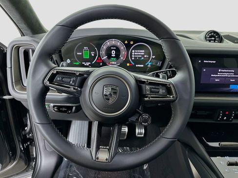 New 2026 Porsche Cayenne Turbo image 12