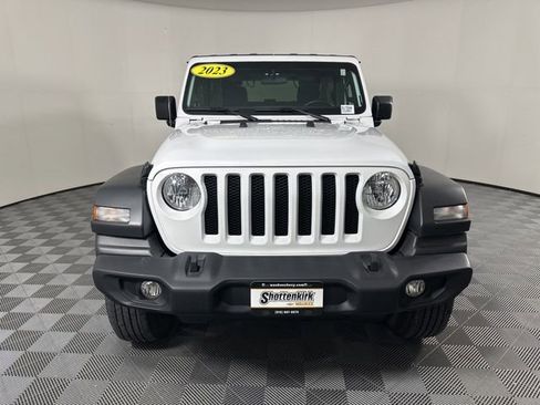 Used 2023 Jeep Wrangler Sport S image 8
