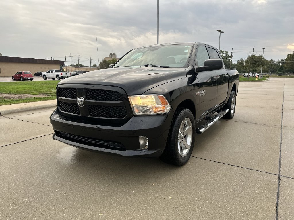 Used 2014 RAM 1500 Express AWD/4WD image 16