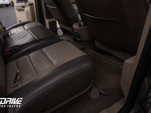 Used 2004 Ford Excursion Eddie Bauer image 16